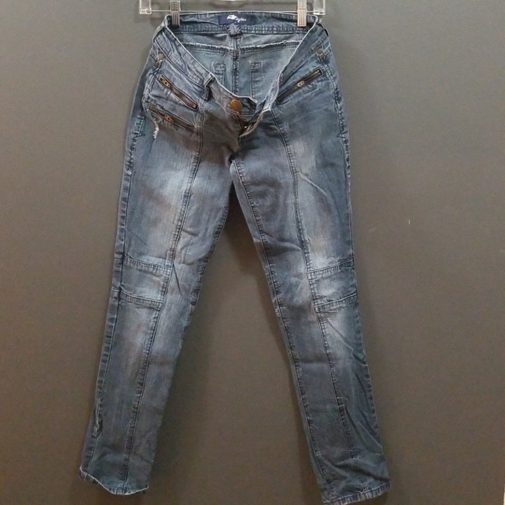 jeans.